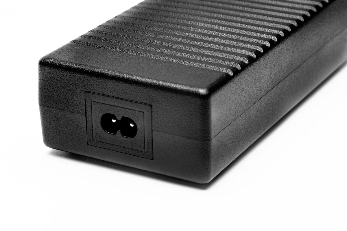 UNS Titan 1 Power Supply view 3